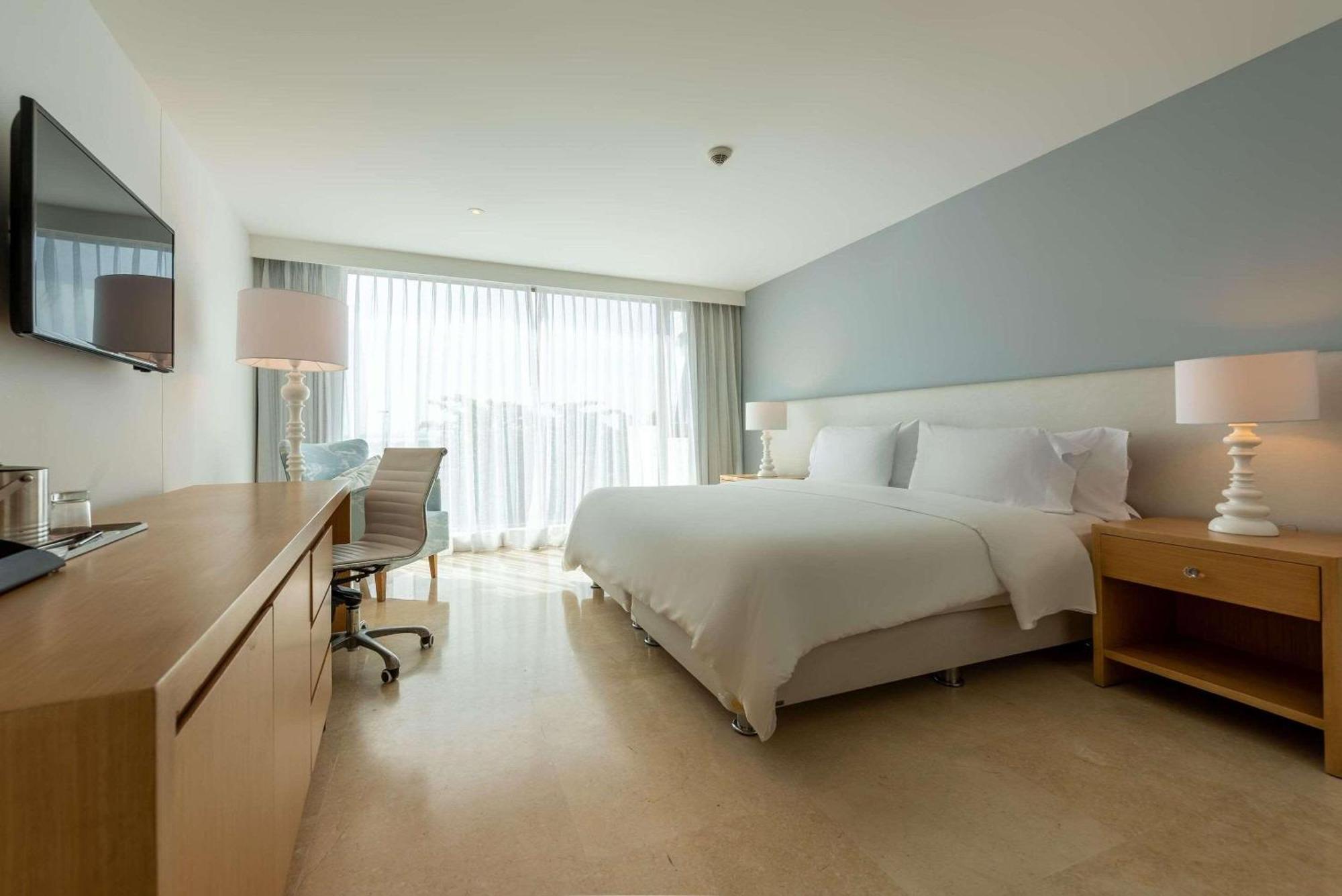 Radisson Cartagena Ocean Pavillion Hotel מראה חיצוני תמונה