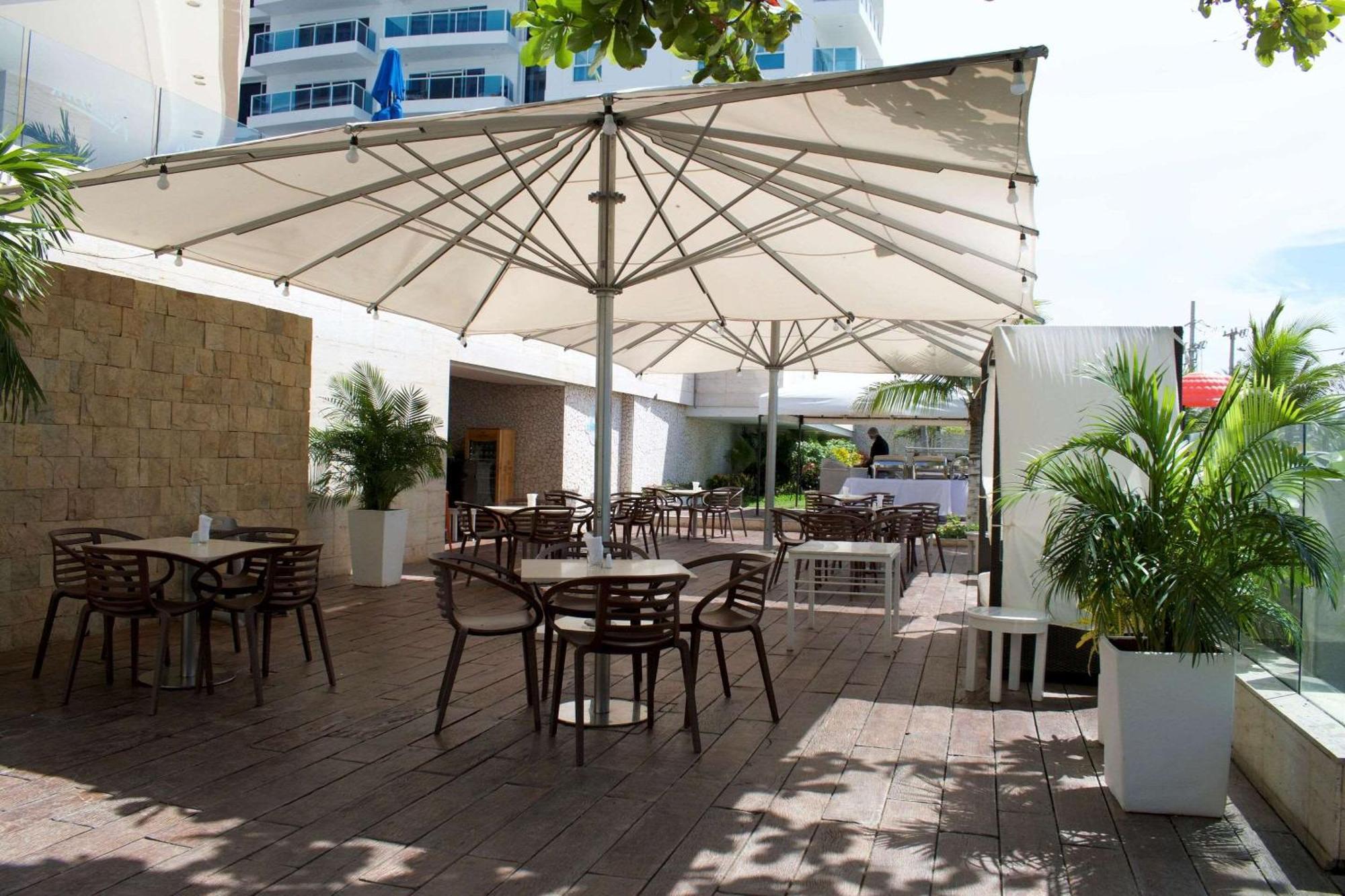 Radisson Cartagena Ocean Pavillion Hotel מראה חיצוני תמונה